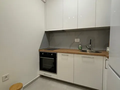 Izdavanje, jednosoban stan, 40m², Zabjelo, Podgorica - image 8