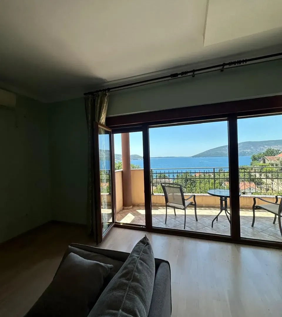 Prodaja, stan, 88m², Herceg Novi, Crna Gora