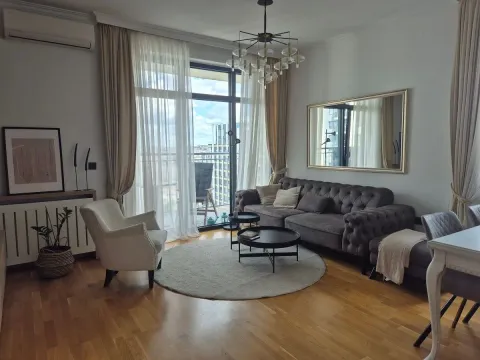 Izdavanje, četvorosoban stan, 88m², Savski Venac, Beograd - image 3