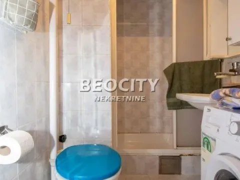 Izdavanje, trosoban stan, 60m², Karaburma, Palilula Sve Podlokacije - image 12