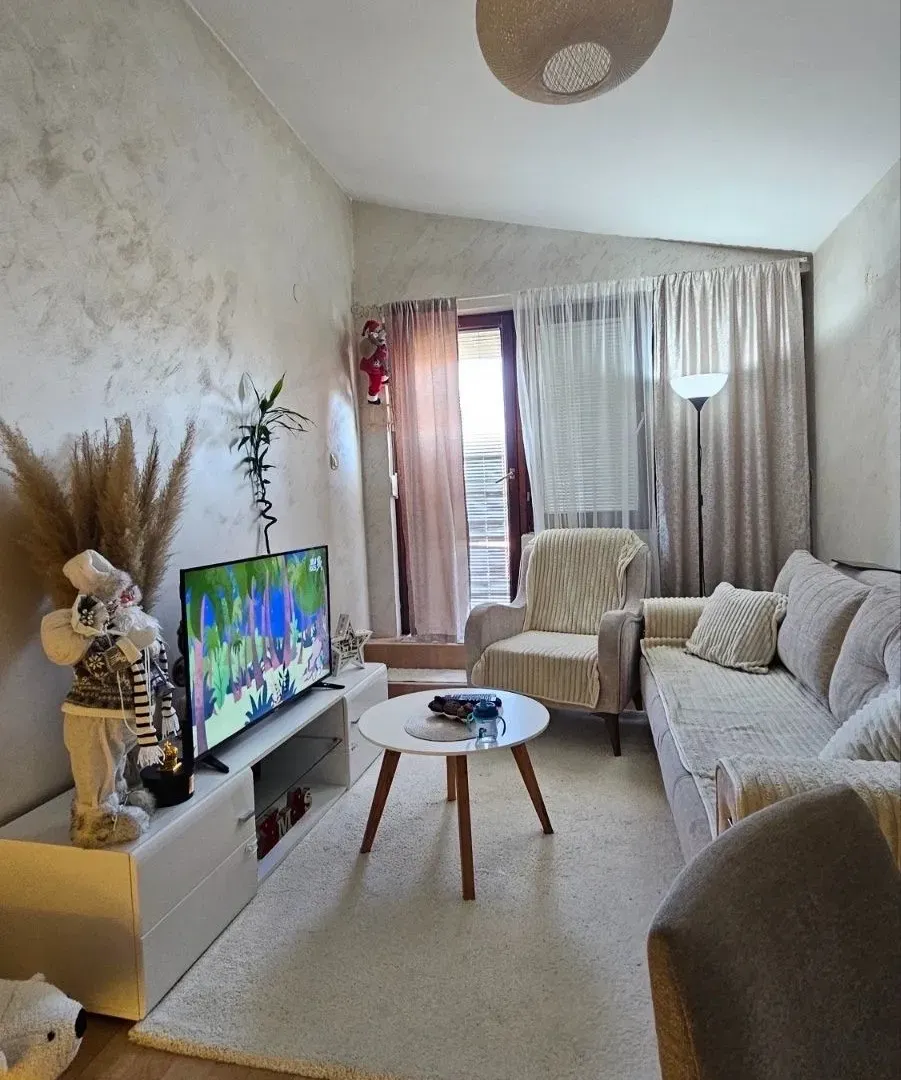 Prodaja, dvosoban stan, 42m², Preko Morače, Podgorica