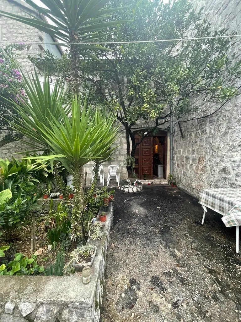 Prodaja, kuća, 55m², Perast, Kotor