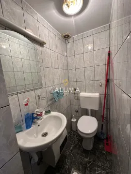 Rent, office space, 28m², Stari Aerodrom, Podgorica - image 3