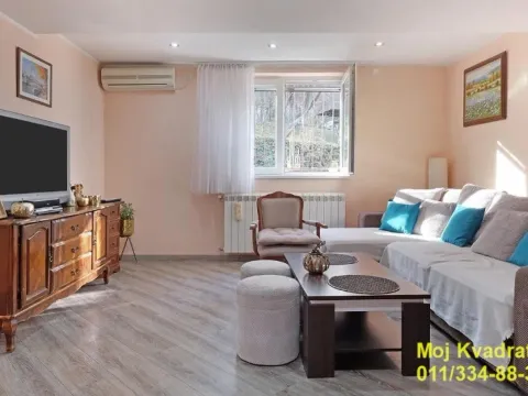 Prodaja, kuća, 214m², Zvezdarska Šuma, Zvezdara Sve Podlokacije - image 2