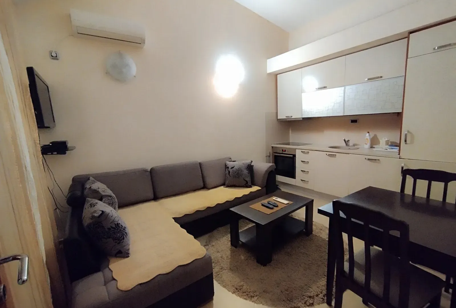 Izdavanje, stan, 61m², Momišići, Podgorica