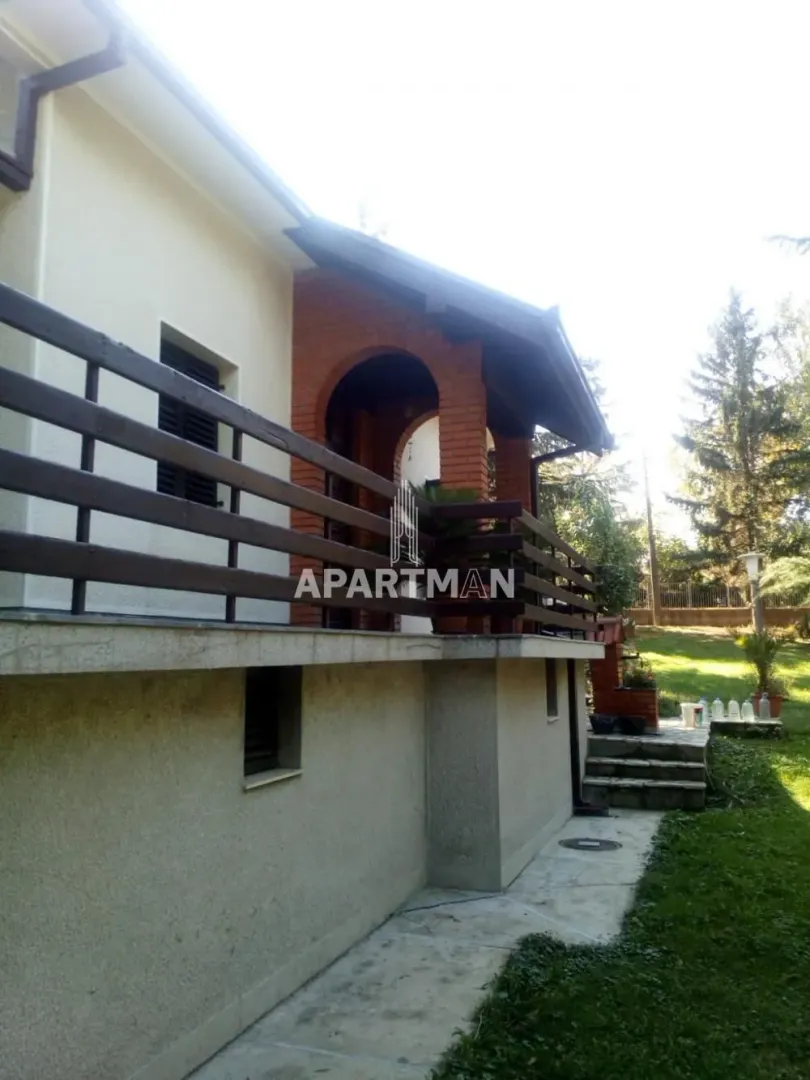 Prodaja, kuća, 289m², Arnajevo, Barajevo