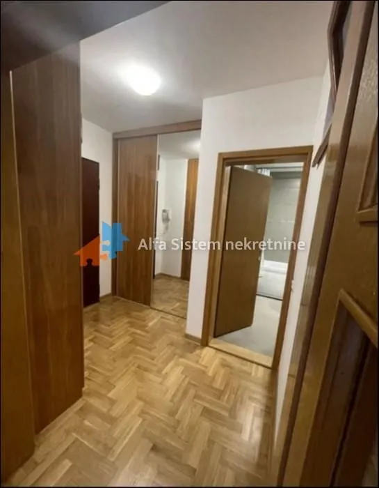 Rent, apartment, 36m², Kalenić Pijaca, Vračar Sve Podlokacije