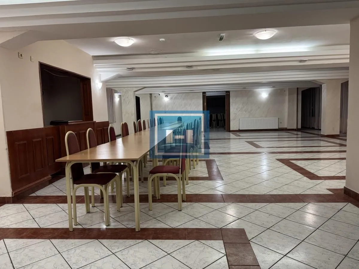 Prodaja, ugostiteljski objekat, 1560m², Despotovac, Srbija
