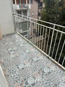 Izdavanje, trosoban stan, 74m², Centar, Novi Sad - image 15