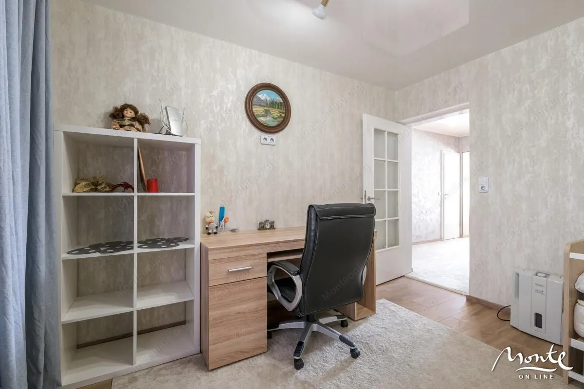 Prodaja, dvosoban stan, 110m², Centar, Tivat