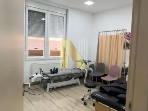 Rent, office space, 127m², Detelinara, Novi Sad Sve Podlokacije - image 5