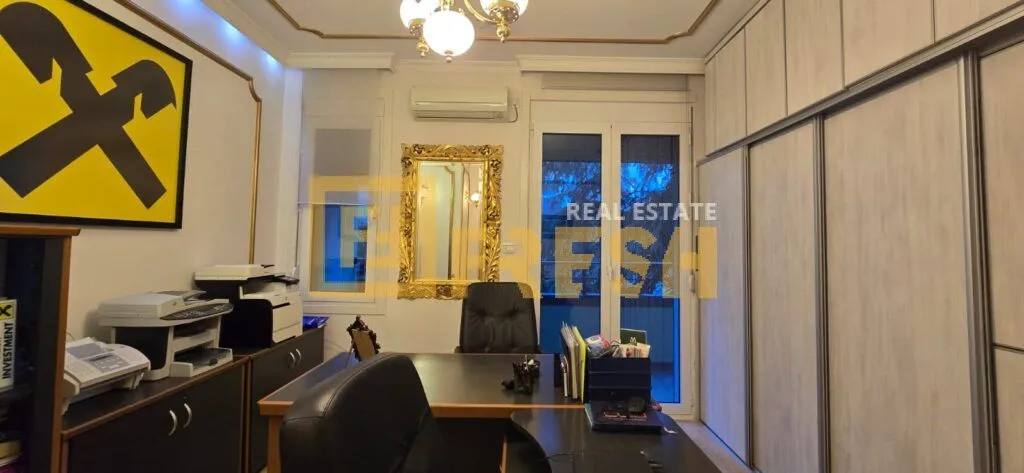 Izdavanje, poslovni prostor, 40m², Centar, Podgorica