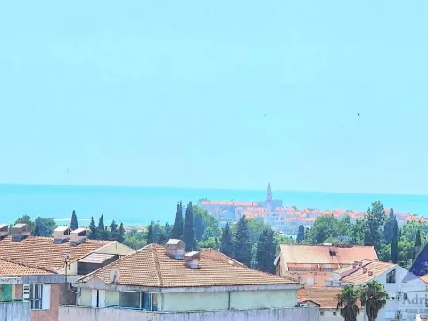 Sale, three bedroom apartment, 130m², Podkošljun, Budva - image 13