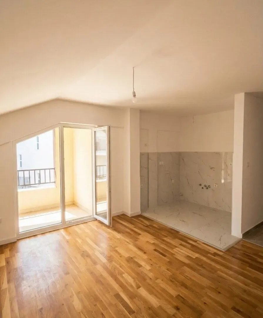 Prodaja, jednosoban stan, 68m², Ljubović, Podgorica