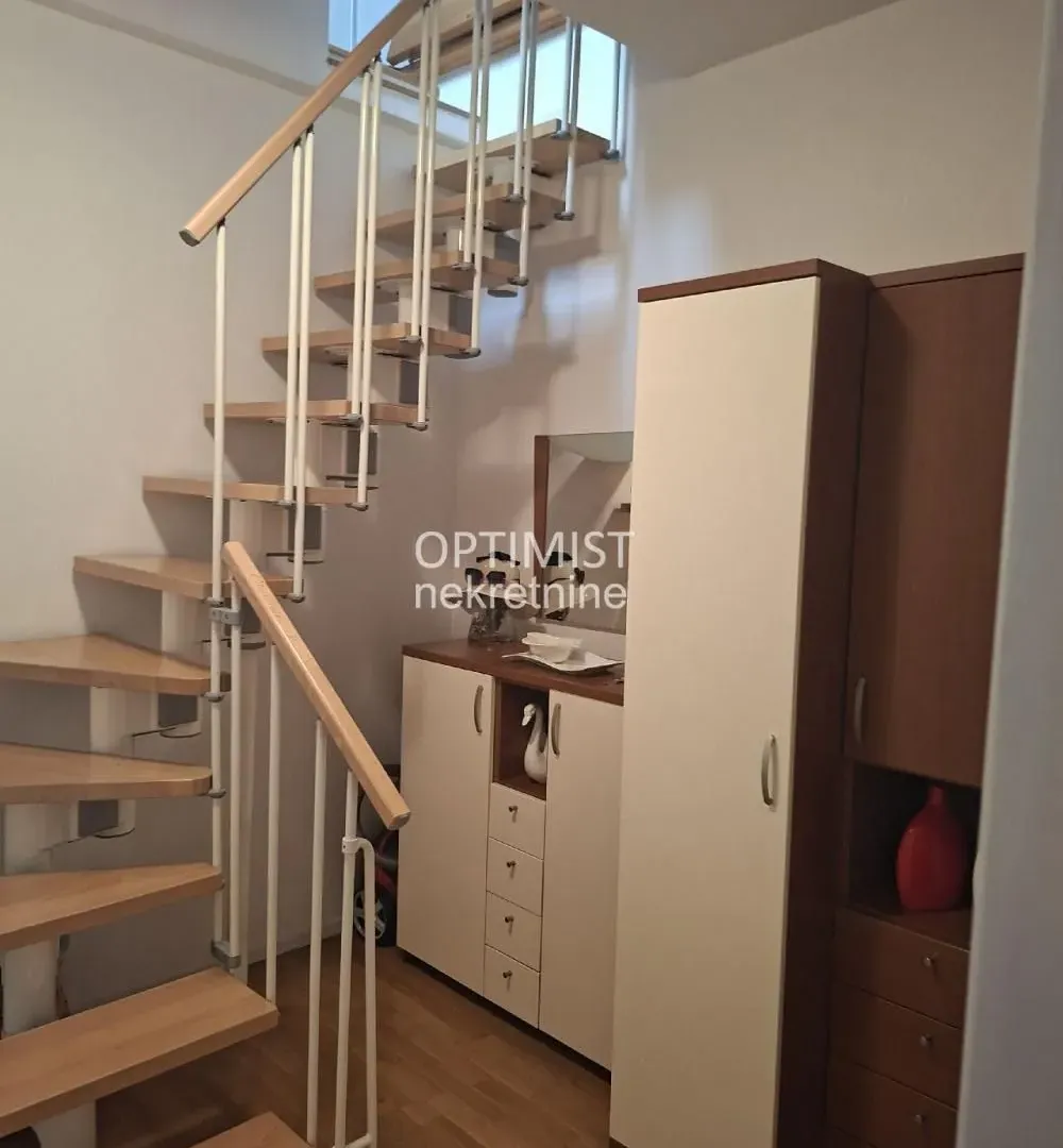 Sale, house, 98m², Zemun Meandri, Zemun Sve Podlokacije