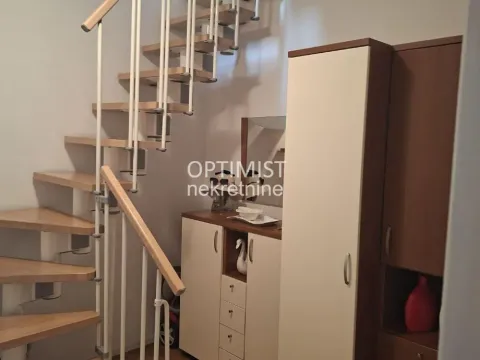 Sale, house, 98m², Zemun Meandri, Zemun Sve Podlokacije - image 8