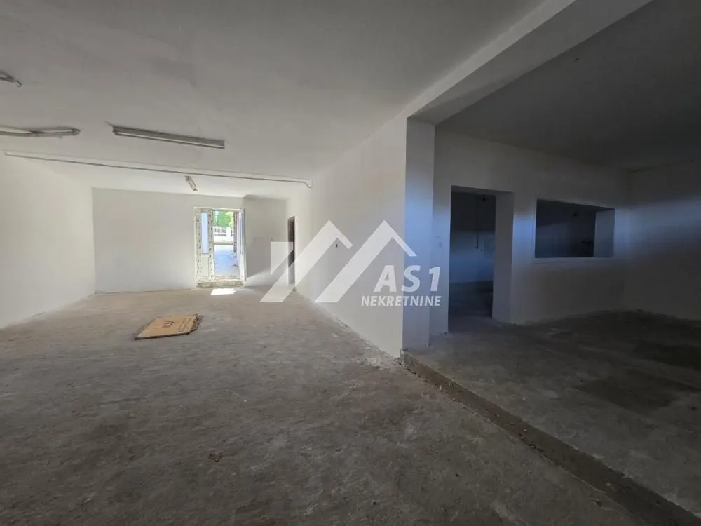 Prodaja, četvorosoban stan, 114m², Klisa, Novi Sad Sve Podlokacije