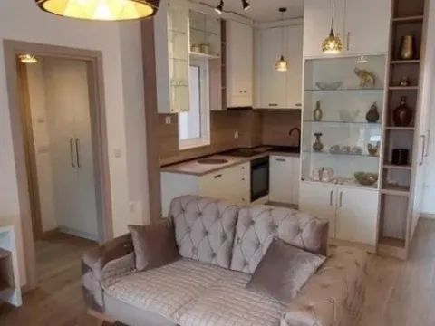 Izdavanje, dvosoban stan, 67m², Tivat, Crna Gora - image 10