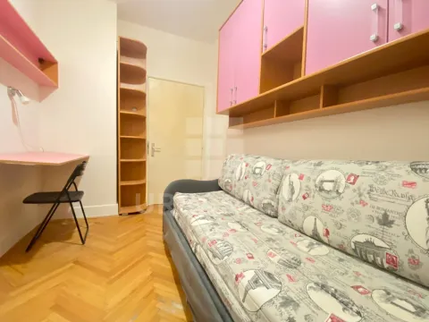 Rent, two bedroom apartment, 70m², Centar, Podgorica - image 9