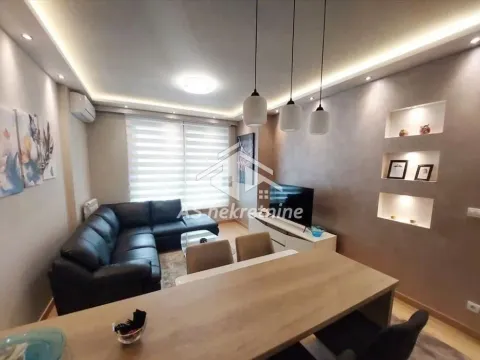 Stan in Novi Beograd Blok 65