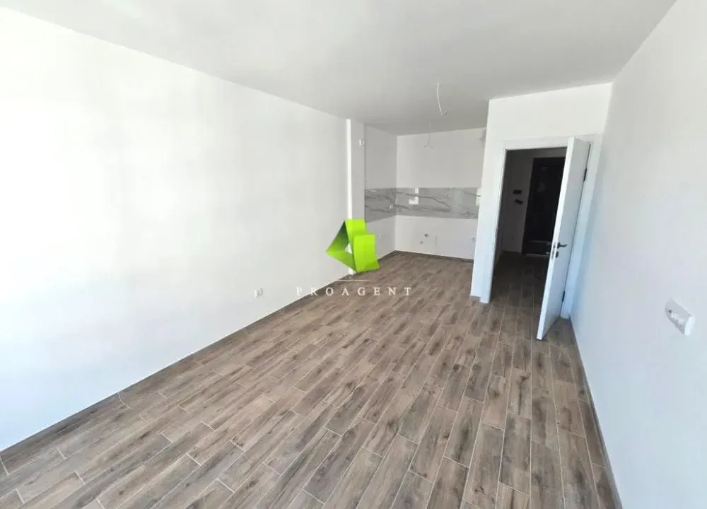 Prodaja, dvosoban stan, 70m², Pantelej, Niš