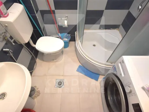 Rent, three bedroom apartment, 92m², 1 maj, Podgorica - image 15