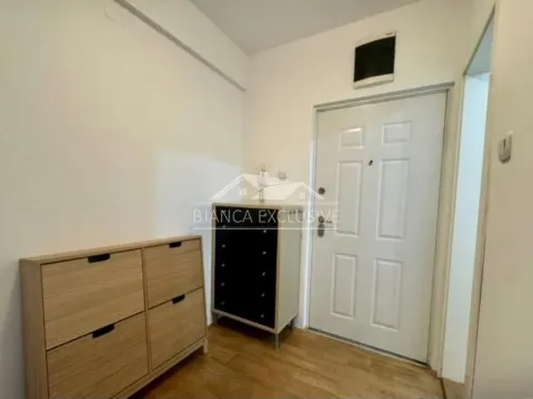 Prodaja, četvorosoban stan, 90m², Đeram Pijaca, Beograd - image 9