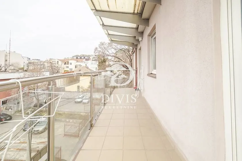 Sale, three bedroom apartment, 87m², Vračar Sve Podlokacije, Beograd