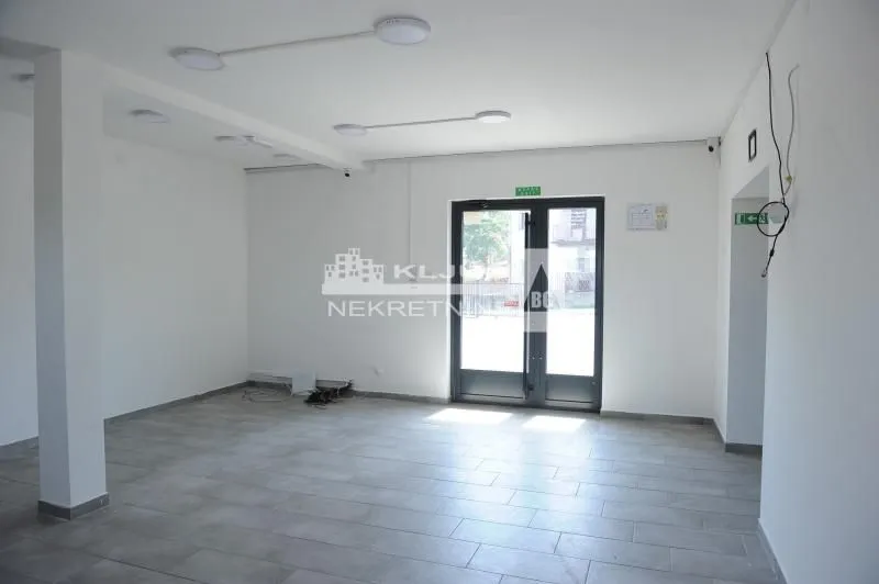 Rent, office space, 200m², Boleč, Grocka