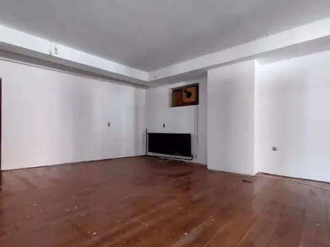 Izdavanje, poslovni prostor, 200m², Centar, Novi Sad - image 8