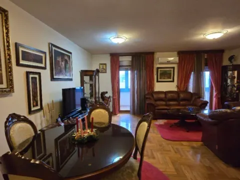 Izdavanje, stan, 115m², Stari Aerodrom, Podgorica - image 10