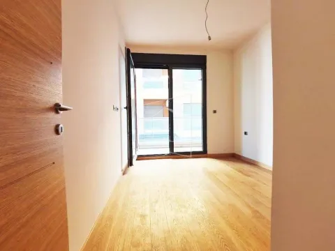 Rent, office space, 52m², Kod Capital Plaze, Podgorica - image 7