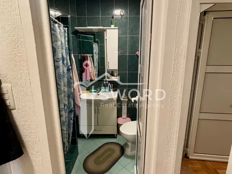 Prodaja, dvosoban stan, 58m², Centar, Bar - image 4