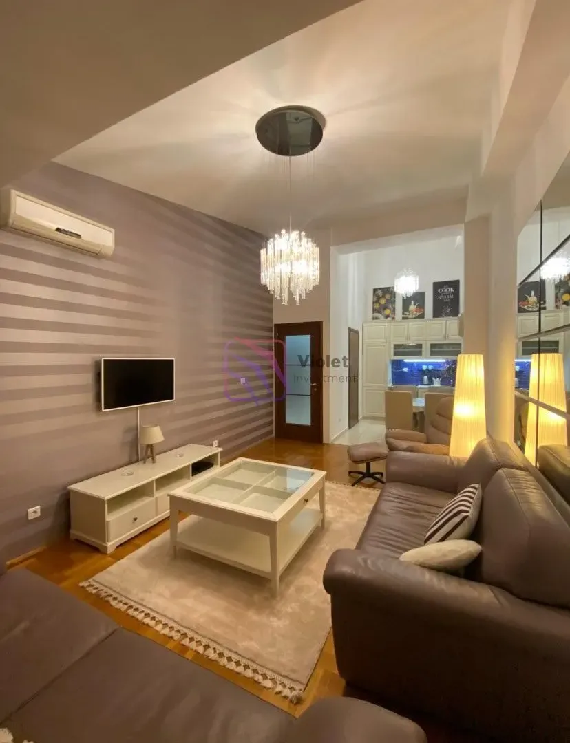 Izdavanje, jednosoban stan, 52m², City Kvart, Podgorica