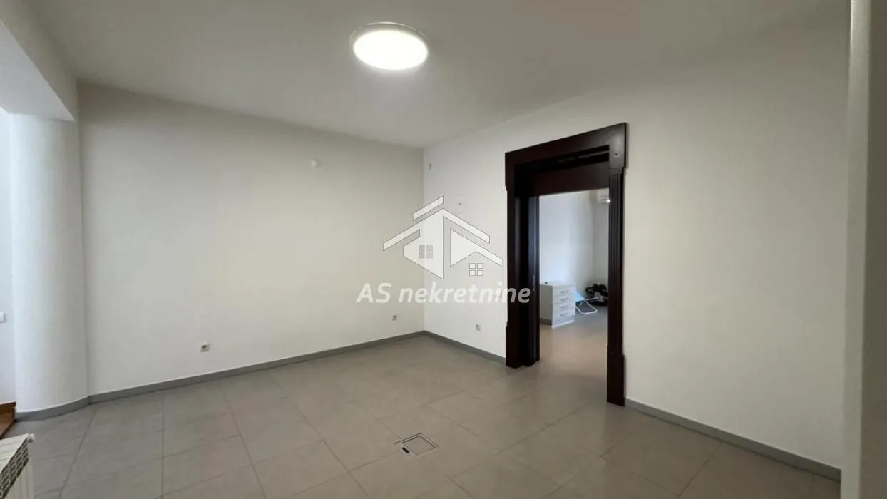 Rent, apartment, 223m², Kalenić Pijaca, Vračar Sve Podlokacije