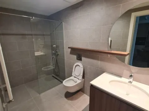 Rent, two bedroom apartment, 60m², Savski Venac, Beograd - image 10