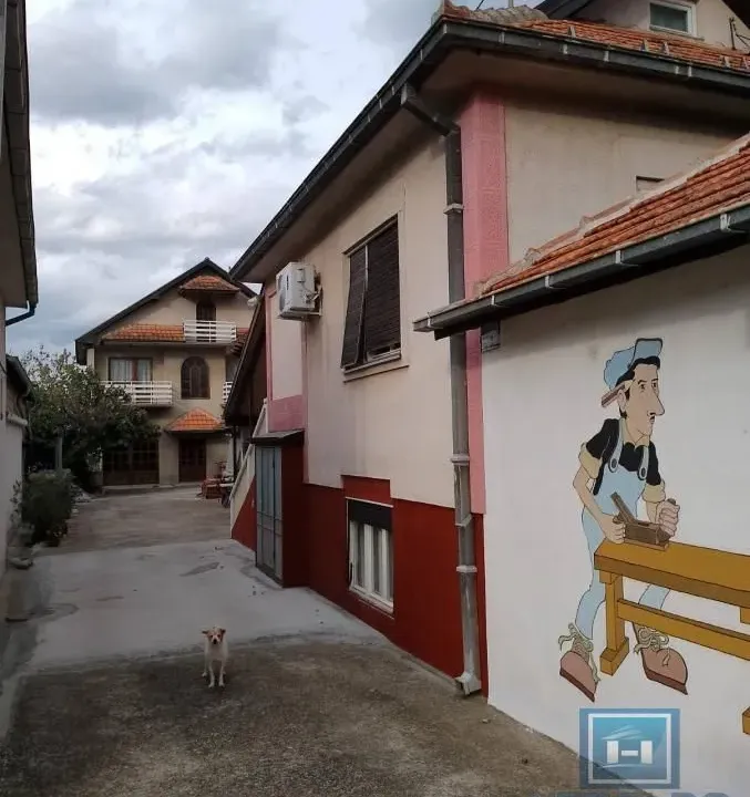 Prodaja, kuća, 450m², Ćuprija, Srbija