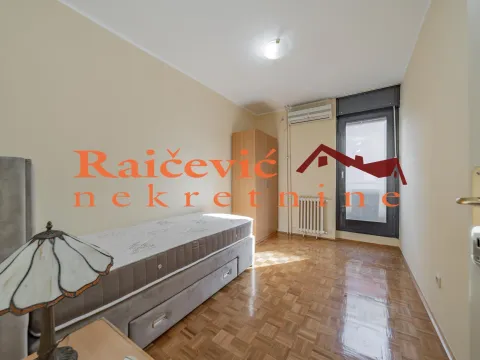 Rent, four bedroom apartment, 104m², Kalenić Pijaca, Vračar Sve Podlokacije - image 19