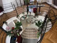 Izdavanje, poslovni prostor, 150m², Savski Venac, Beograd - image 4