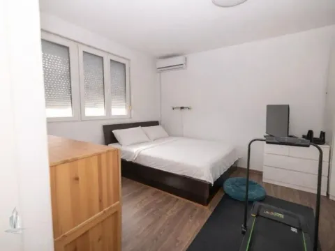 Prodaja, dvosoban stan, 62m², Karaburma, Palilula Sve Podlokacije - image 5