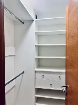 Izdavanje, dvosoban stan, 70m², Pobrežje, Podgorica - image 4