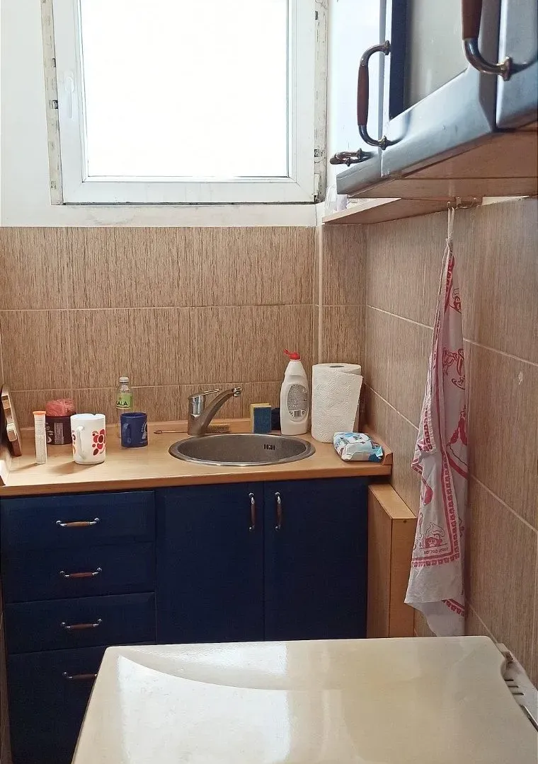 Prodaja, dvosoban stan, 42m², Zemun Sve Podlokacije, Beograd