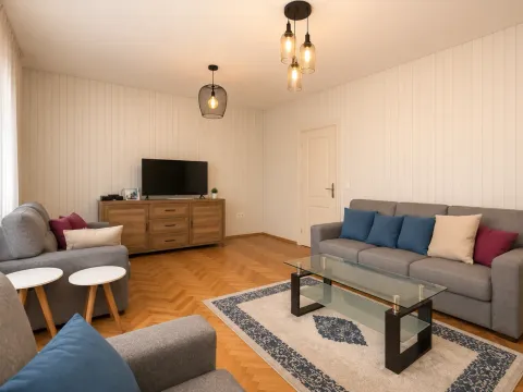 Rent, two bedroom apartment, 108m², Stari Aerodrom, Podgorica - image 2