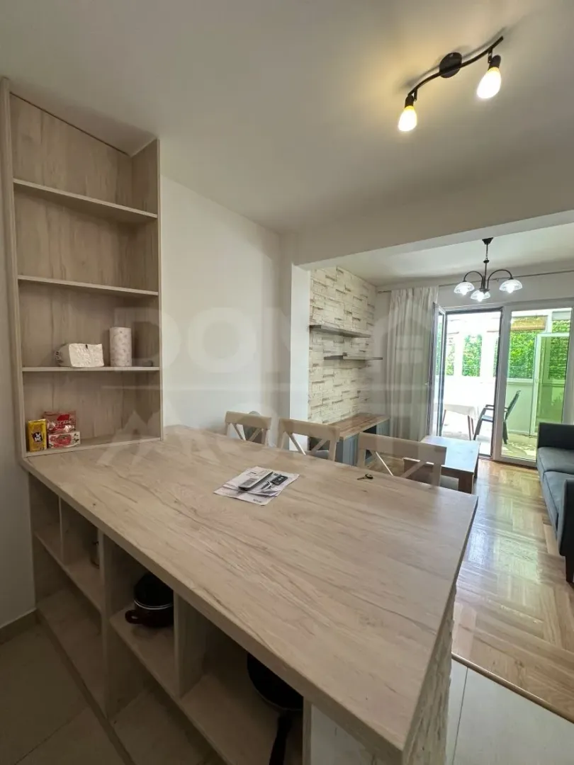 Prodaja, jednosoban stan, 50m², Kalimanj, Tivat