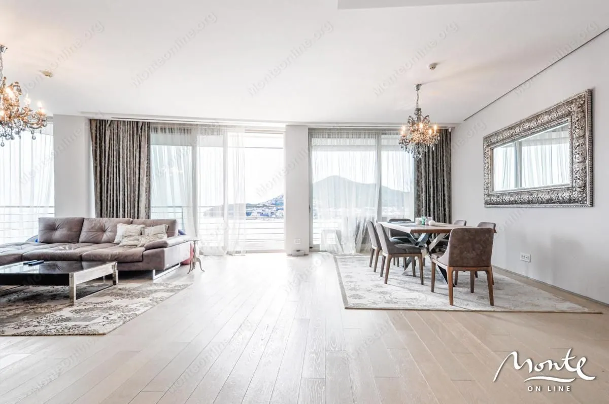 Prodaja, dvosoban stan, 179m², Budva, Crna Gora