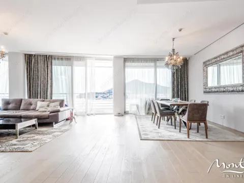 Prodaja, dvosoban stan, 179m², Budva, Crna Gora - image 1