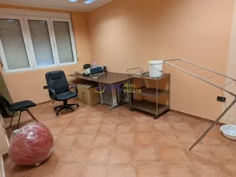 Rent, office space, 115m², Bar, Crna Gora - image 2