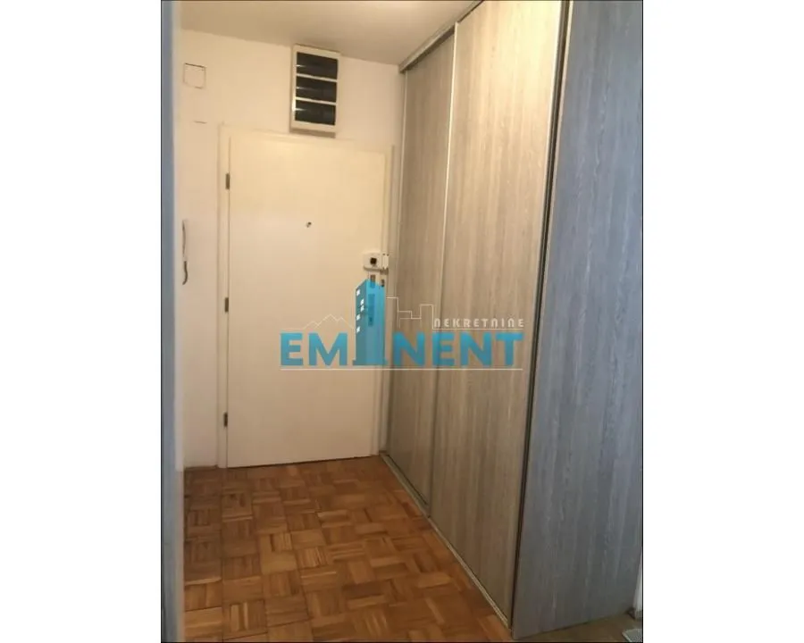 Rent, three bedroom apartment, 85m², Novi Beograd Blok 61, Novi Beograd Sve Podlokacije