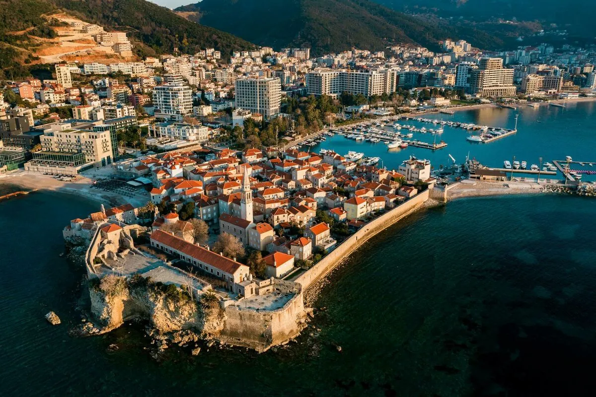 Rent, office space, 120m², Velji Vinogradi, Budva