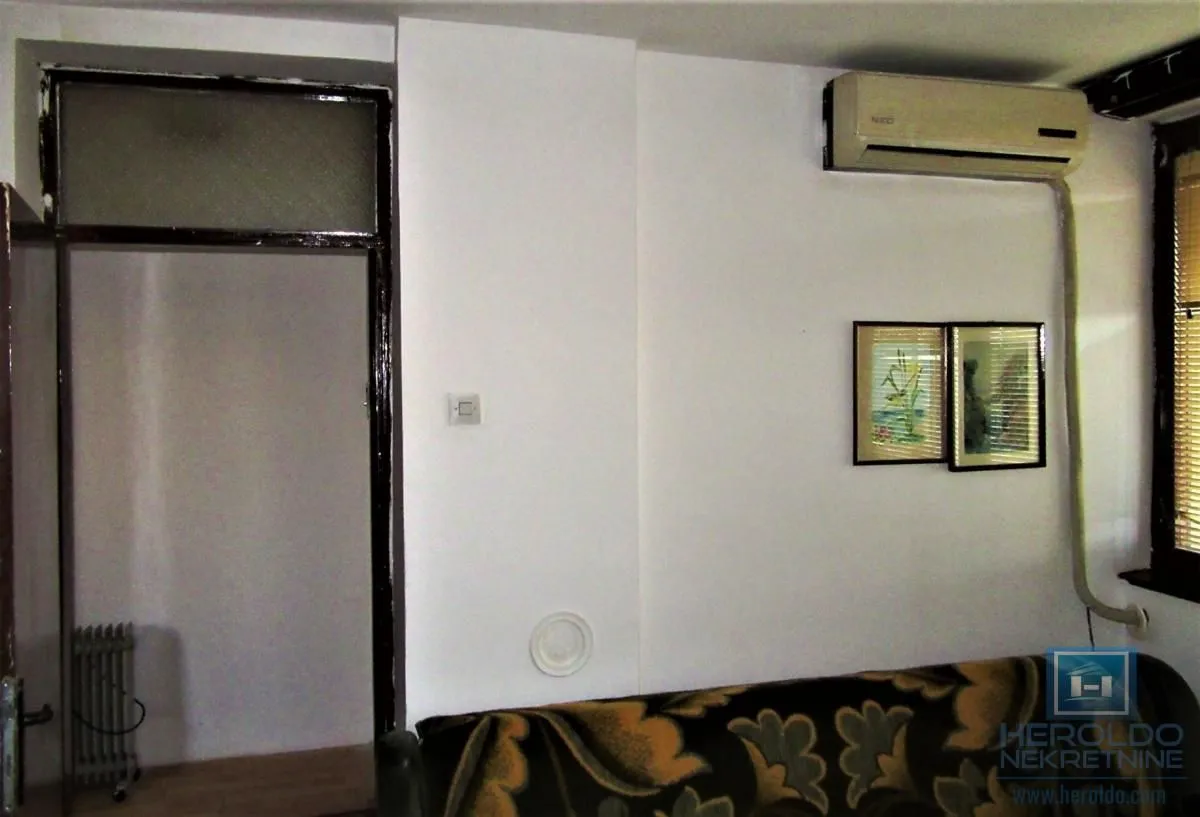 Prodaja, dvosoban stan, 50m², Tabane, Jagodina